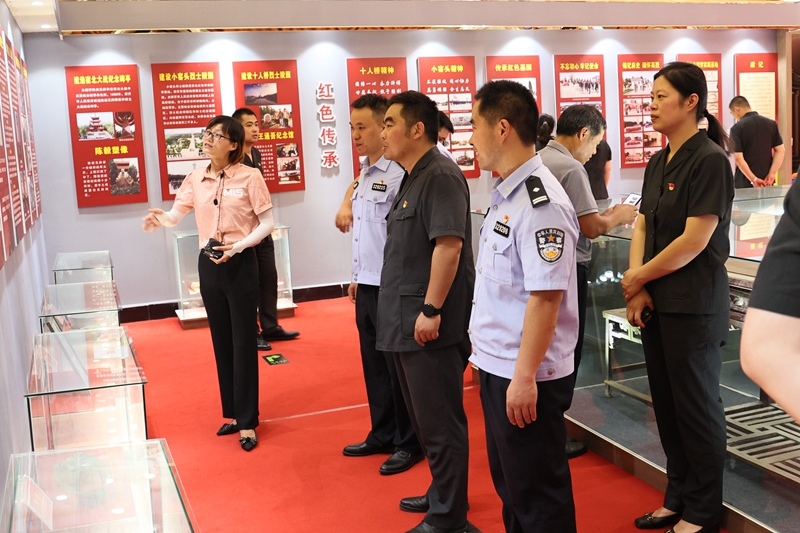 241656051909222363.jpg 0F9A1019.JPG