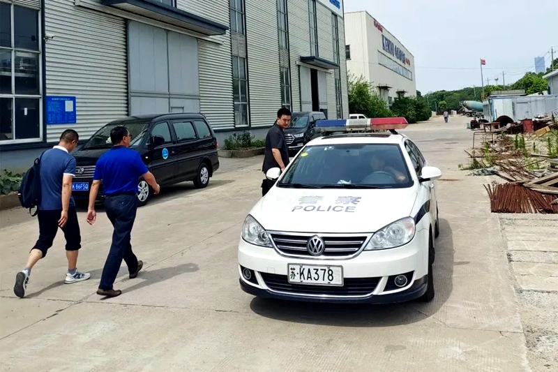 071662517192132377.jpg 2.jpg