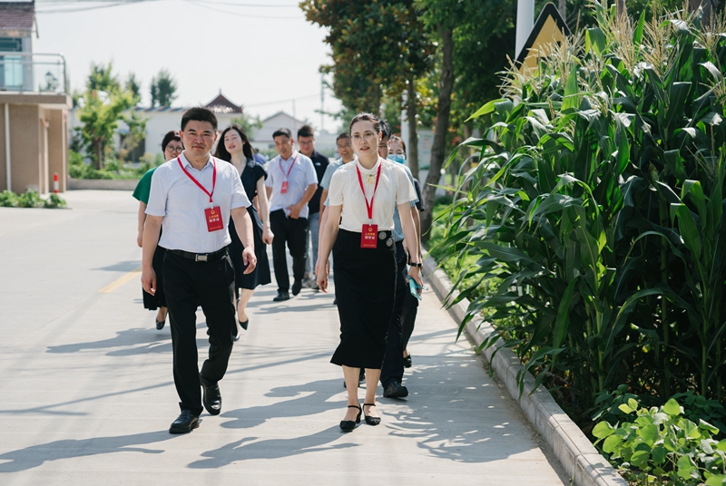 041667525290560002.jpg 人大代表視察.jpg