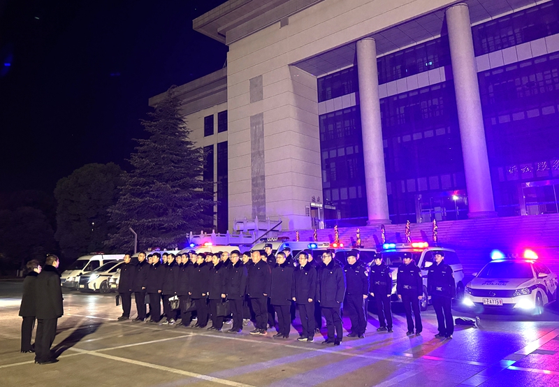 131736733107275477.jpg 1.整裝待發.jpg