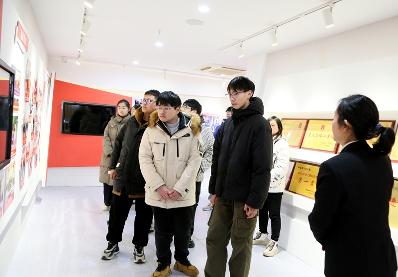 081738982393594390.jpg 7.JPG